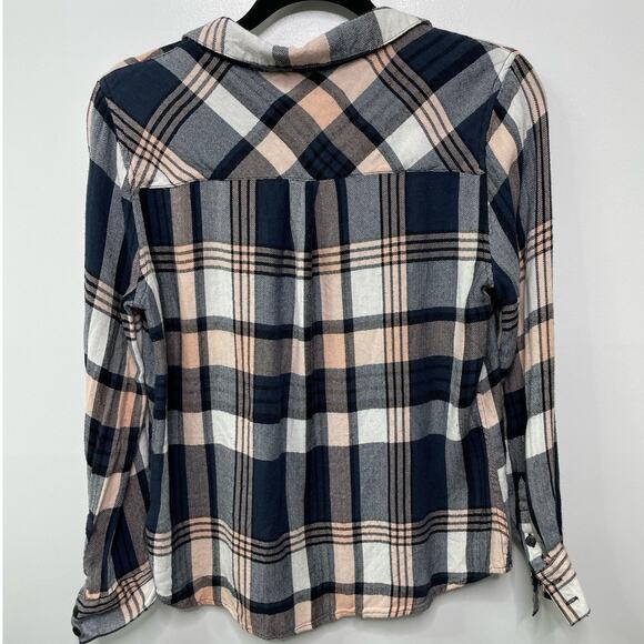 Olive‎ & Oak Plaid Long Sleeve Flannel Button Down Shirt Top Navy Pink Medium - Picture 5 of 8